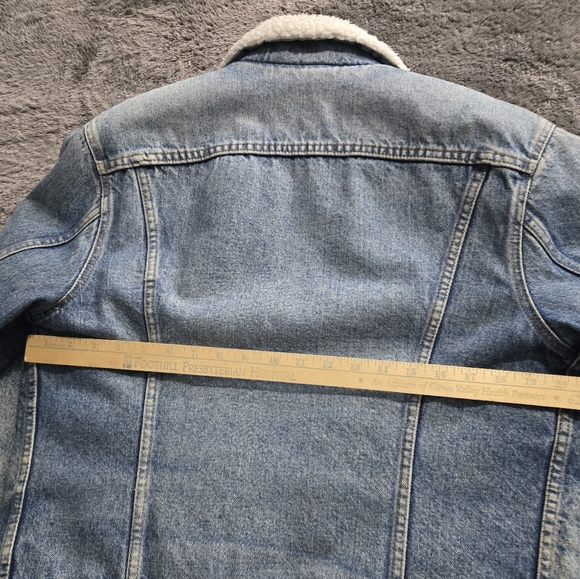 Vintage 80s Levis Sherpa Denim Trucker Jacket (size 38R) Made in USA 70608 0216 - Picture 12 of 16